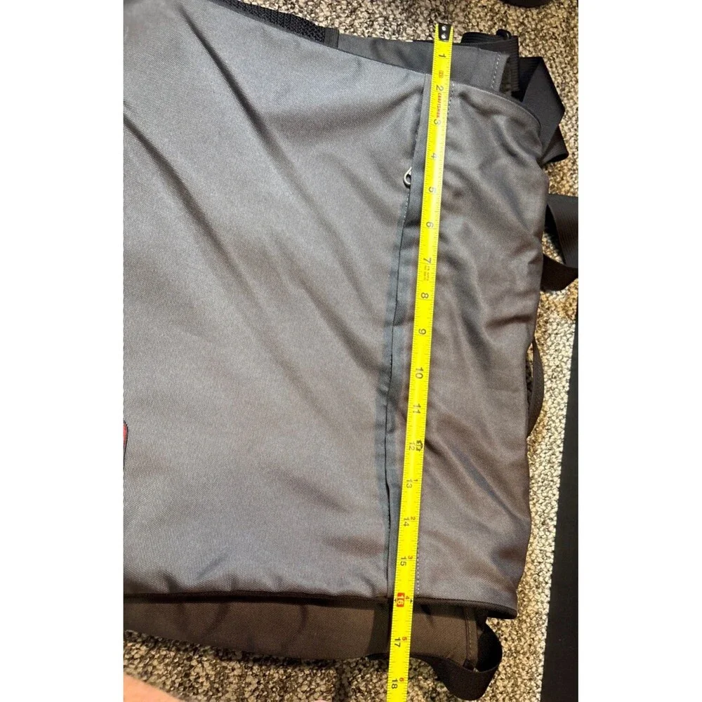 Columbia Messenger Bag Adjustable Strap Nylon Lightweight Laptop Fit